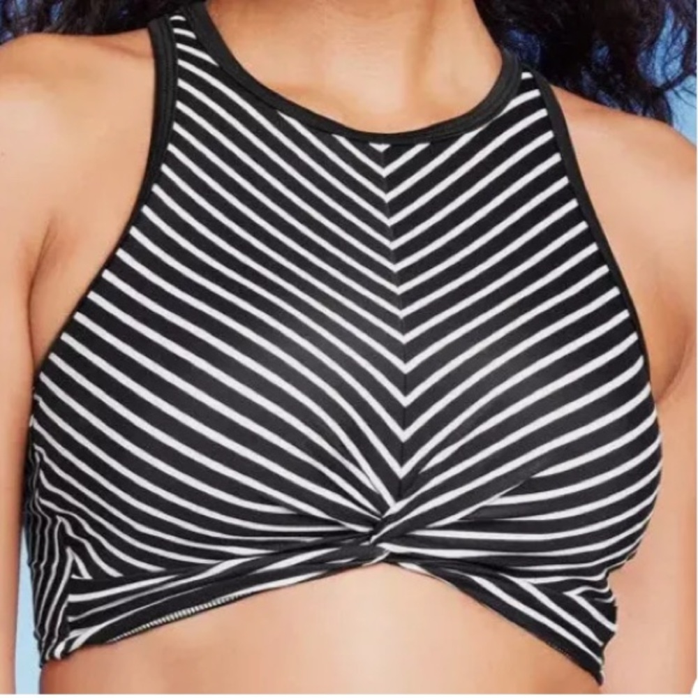 Longline twist bikini top NWT Kona sol